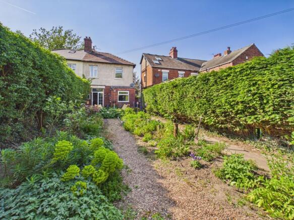3 bed Semi-Detached for sale in selby