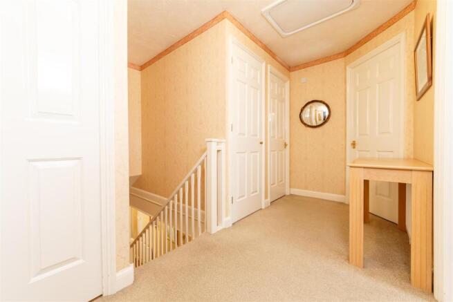 6 Elborn Way (11 of 28).jpg