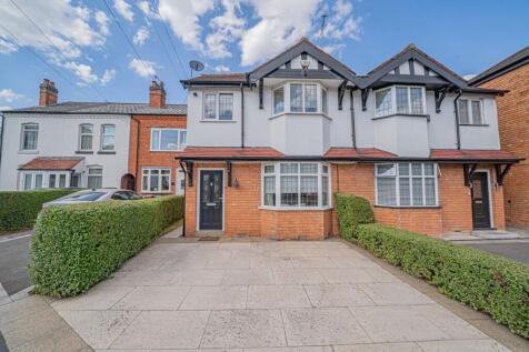 School Road, Shirley, B90