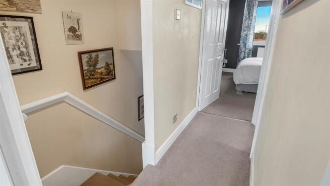 FIRST FLOOR LANDING