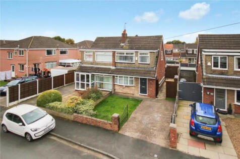 Farnham Drive, Manchester, M44