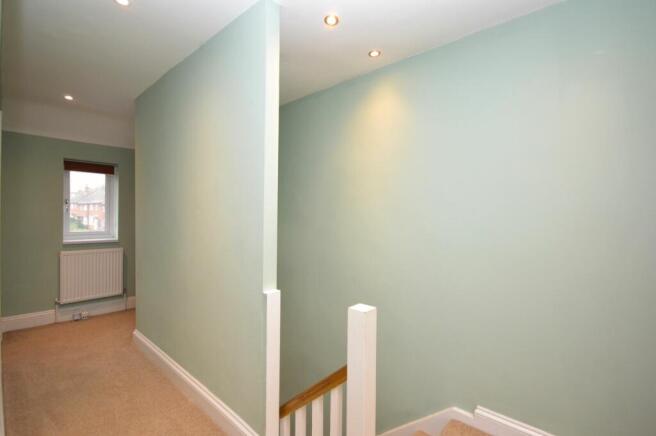 FIRST FLOOR LANDING