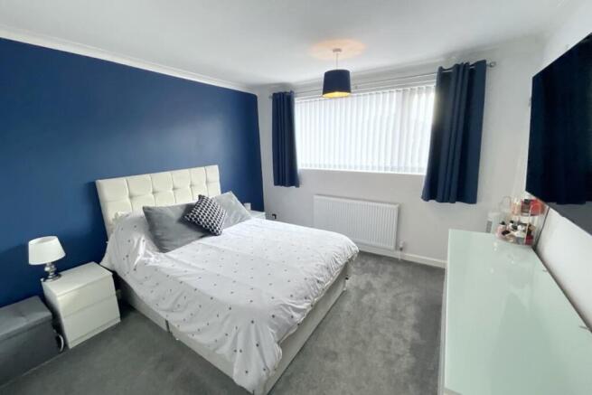 2 bed Terraced for sale Image 12