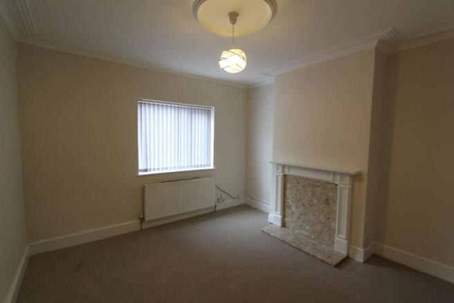 3 bed Terraced to rent Image 7