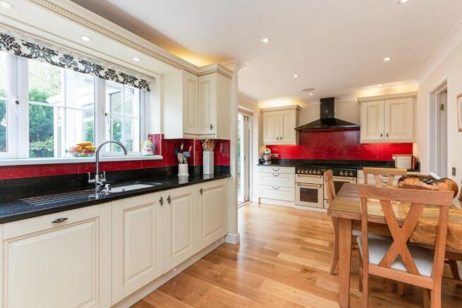 Kitchen/breakfast ro