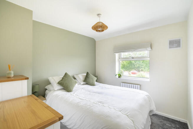 3 bed Terraced for sale Image 11