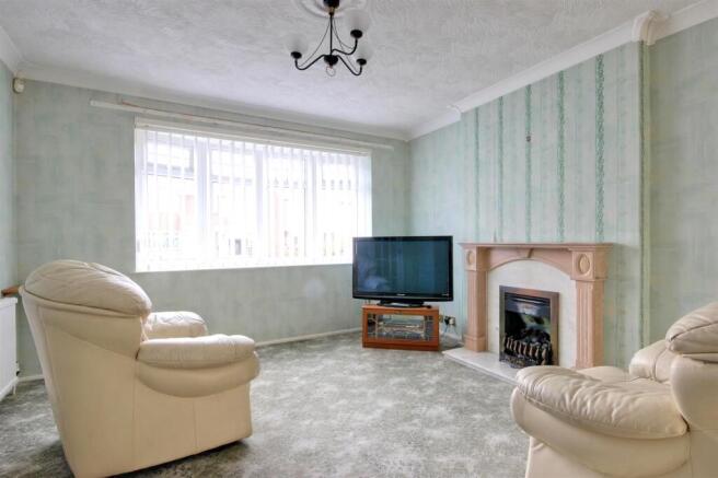 3 bed Semi-Detached for sale Image 5