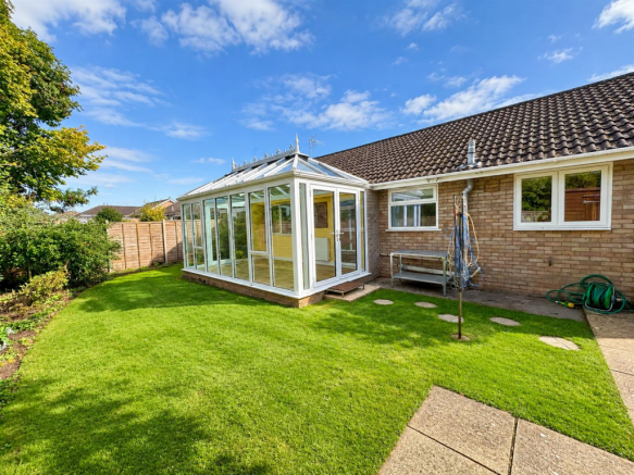Rear Garden (1/3)