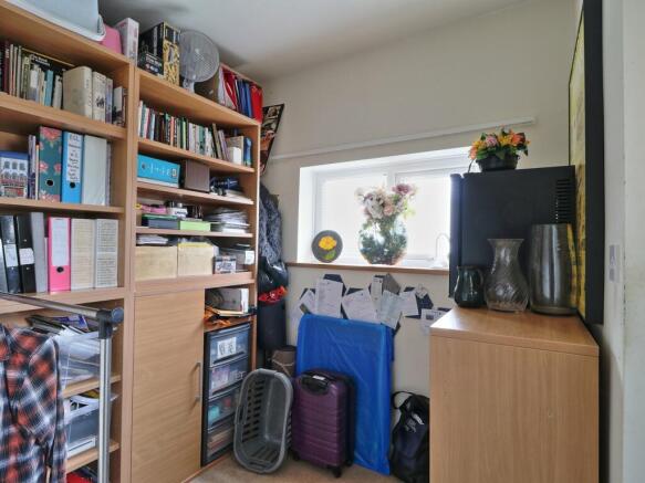 Photo 18