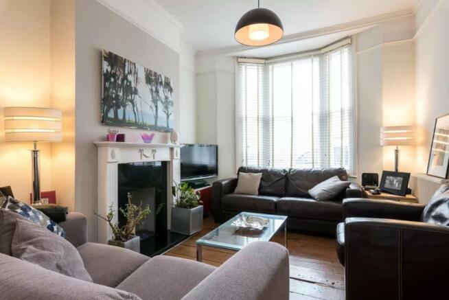 livingroom.jpg