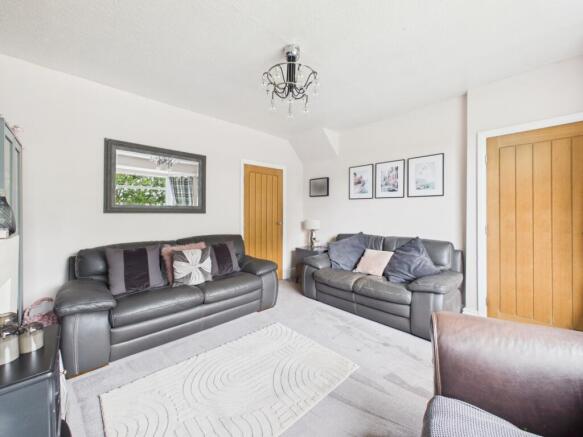 2 bed Semi-Detached for sale Image 6