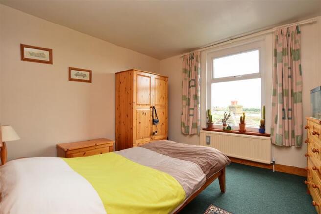 Bedroom 1 (Leads To Other Bedrooms)
