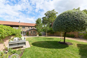 32 East Barn, Church Street, Newmarket CB8 9DU
