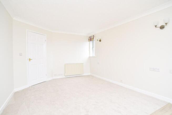 1 bed Flat for sale Image 8