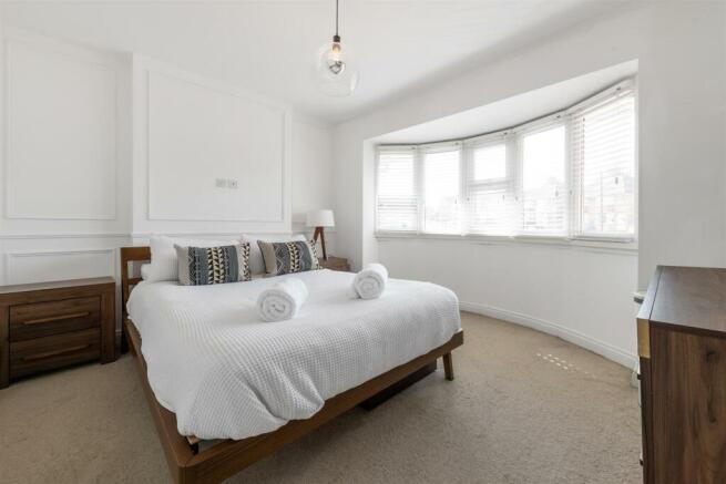 158 Wagon Lane, Solihull, B92 7PA_40.jpg