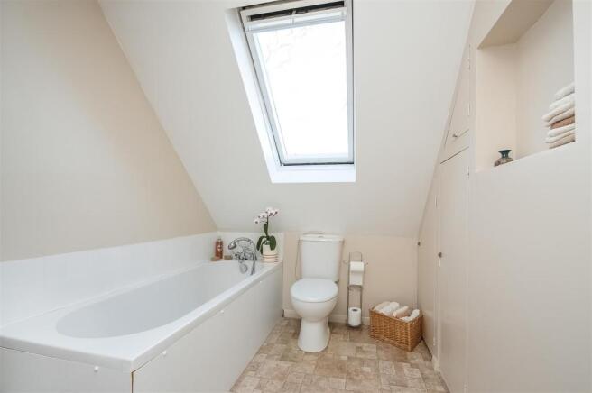 bathroom (3).JPG