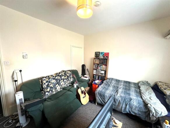 Lounge.jpg