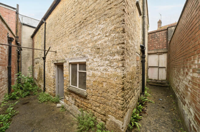 1299476-11-6835e1...