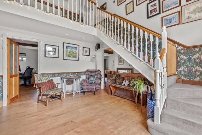 3 bed Barn Conversion for sale Image 6