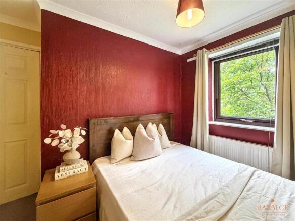 2 bed Terraced for sale Image 7