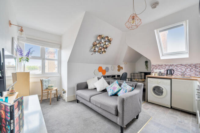 1346249-15-68aecd...