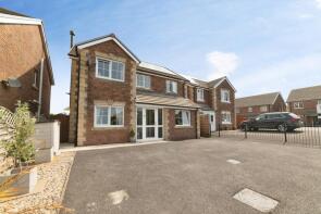 21, Cysgod Y Gors, Gorslas, Llanelli SA14 7NW