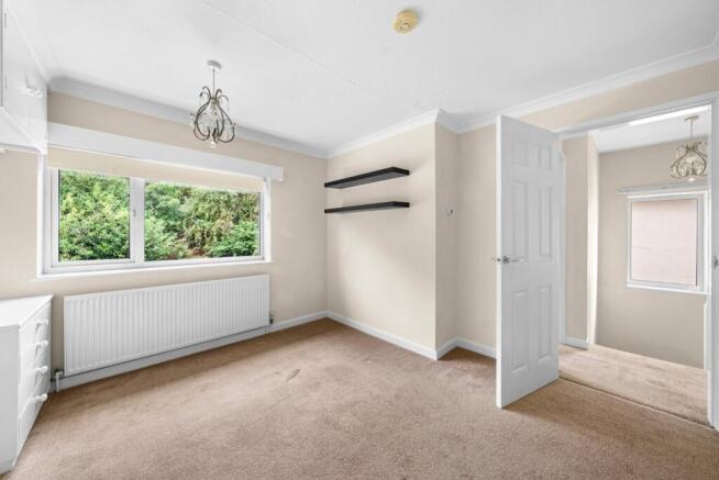 3 bed Semi-Detached for sale Image 11