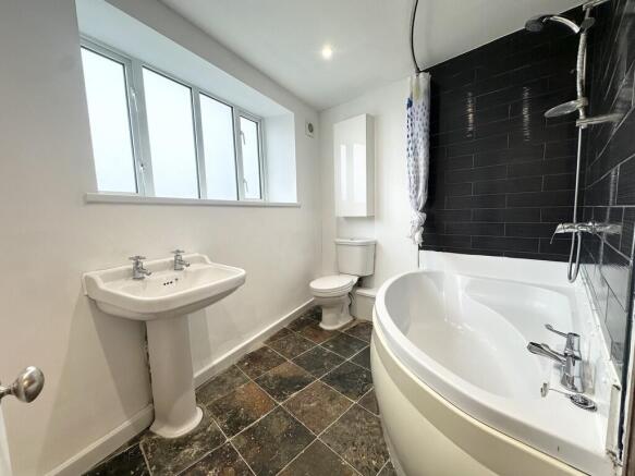 3 bed Cottage to rent Image 5