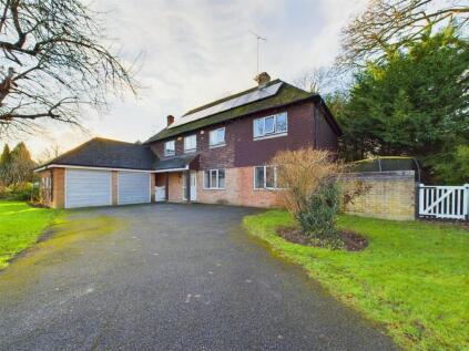 Meadoway, Stone, Aylesbury