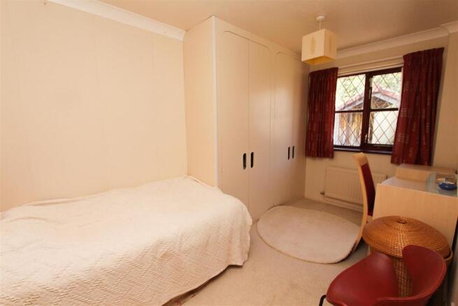 BEDROOM 2.jpg
