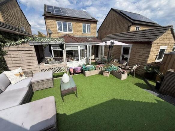 4 bed Detached for sale Image 12