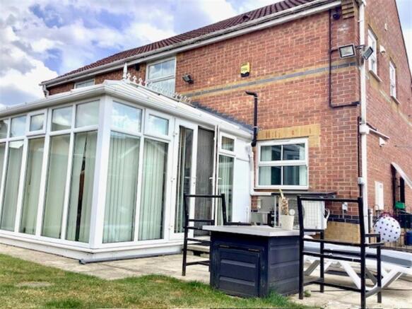 3 bed Semi-Detached for sale Image 8