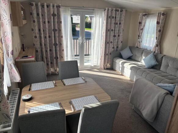 Two Bed Willerby Linwood, Rhosgoch Holiday Park, Rhosgoch, Builth Wells, Powys, LD2 3JB photo 5