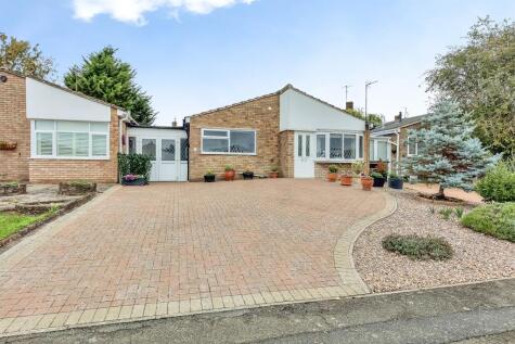 Firdale Avenue, Rushden
