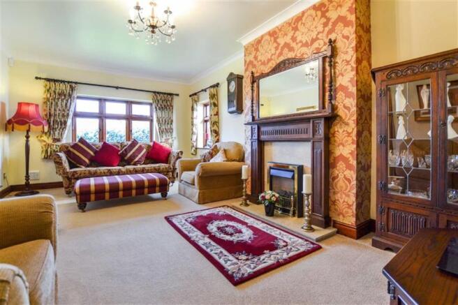 SITTING ROOM