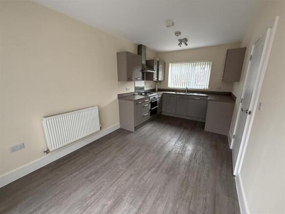 Bath Road, Castle Gresley, Swadlincote photo 4