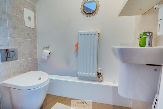 3 bed Semi-Detached for sale Image 4