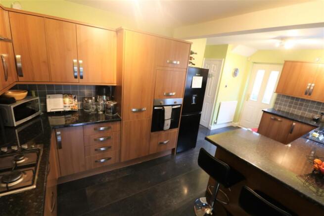 KITCHEN/DINER
