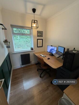 3 bed Semi-Detached to rent Image 5