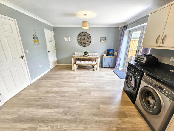Dining Area/Kitchen