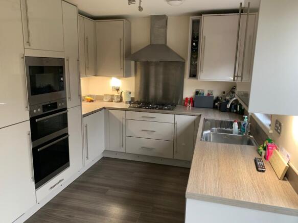 Modern Fitted Kitche