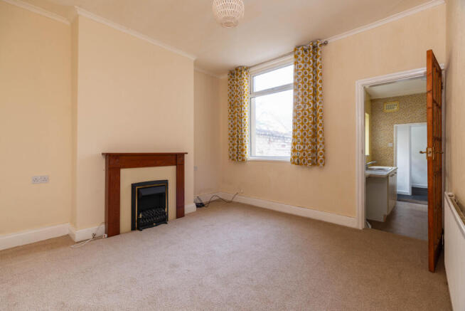 2 bed Terraced for sale Image 4