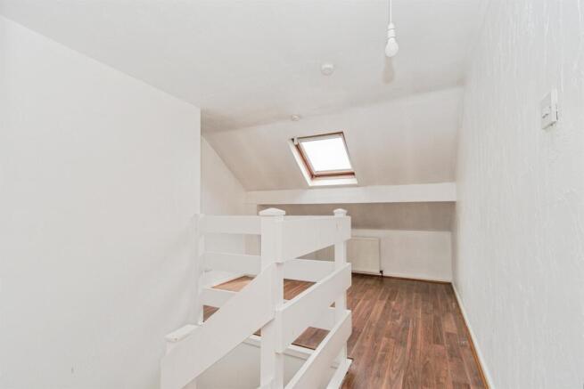 2 bed Terraced for sale Image 11