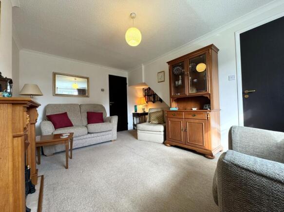 Holme Farm Avenue, Stapenhill, Burton-on-Trent, DE15 photo 4