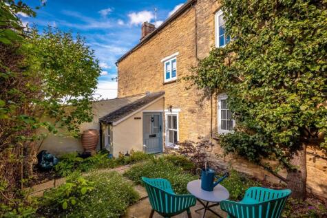 Market Street, Charlbury