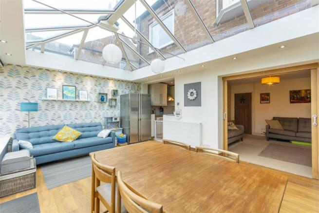 Living/Dining Area