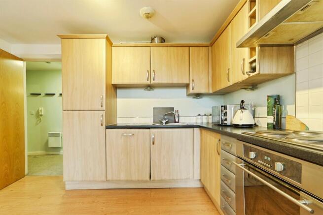 1 bed Flat for sale Image 9