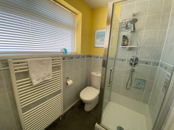 Shower Room.jpg