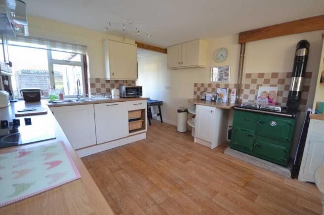 Kitchen dining room
