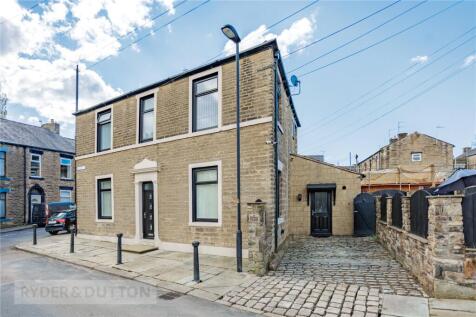 Albert Street, Lees, Oldham, OL4